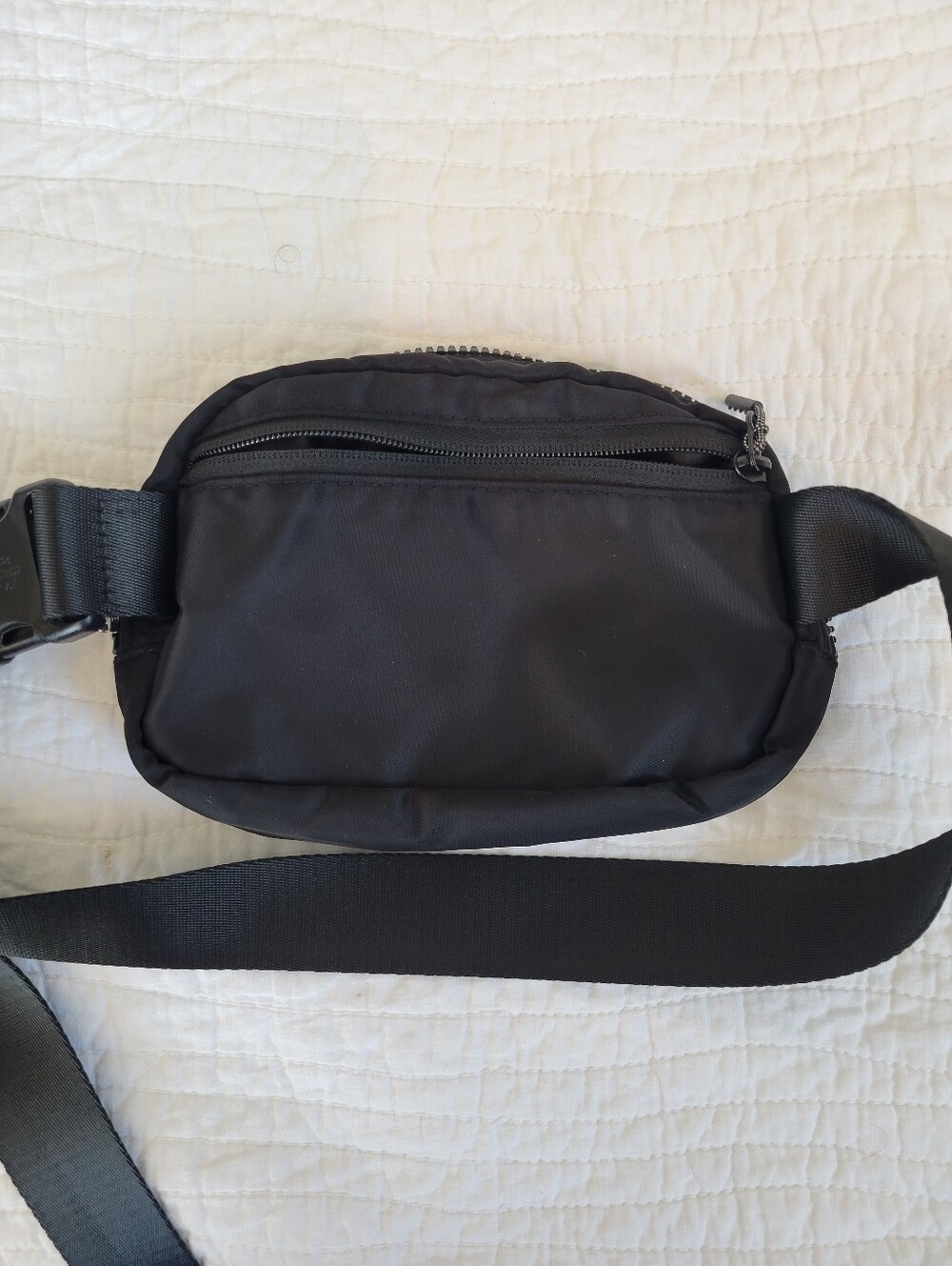 lululemon athletica Black Women’s Belt Bag - Picture 4 of 7